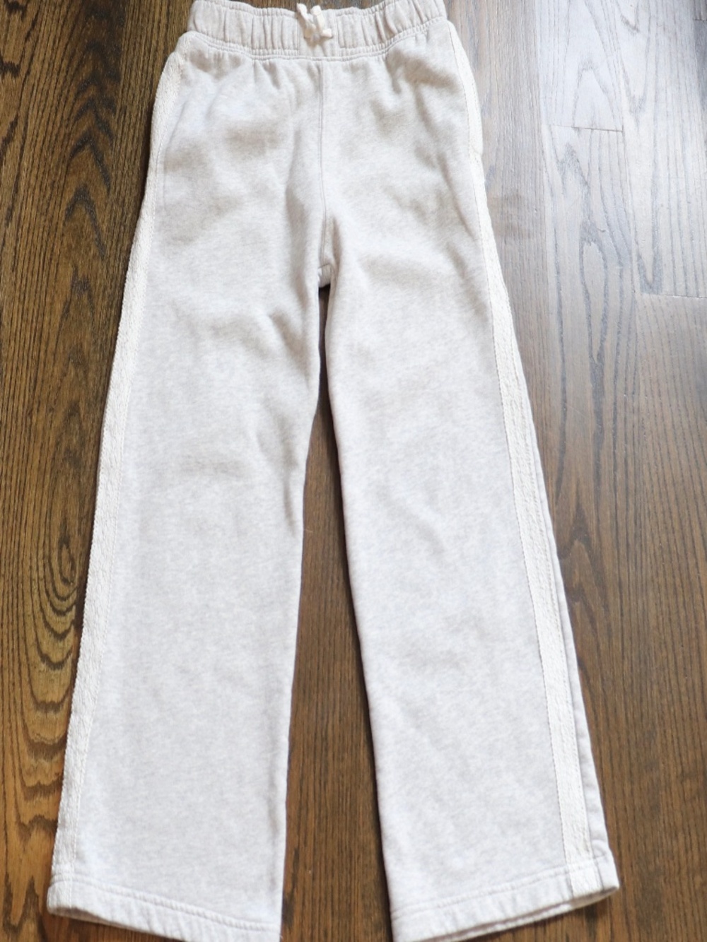 Abercrombie Kids Lace Trim Sweatpants Gray Size 13/14 SHORT Coquette Balletcore